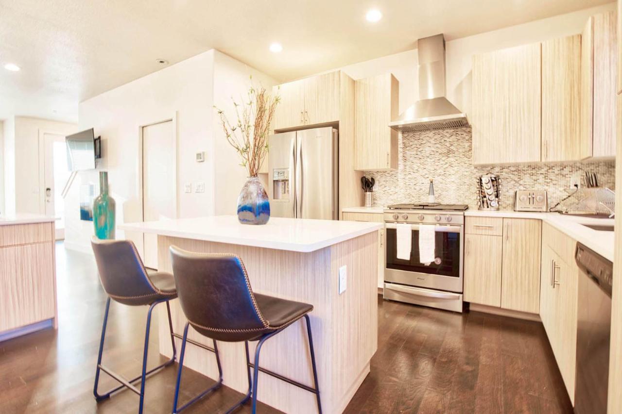 פורט קולינס Beautiful 3 Bedroom Townhouse In Old Town North, Brewery District מראה חיצוני תמונה